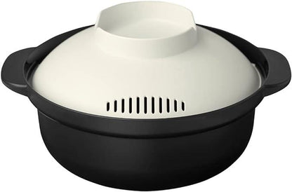 Black Microwave cookware pot front