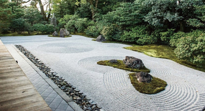 Karesansui  real Japanese dry zen garden 