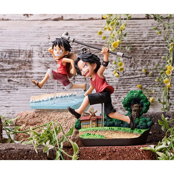 G.E.M Series RUN! RUN! RUN! One Piece Figure: Monkey D Luffy decorated with Ace figure