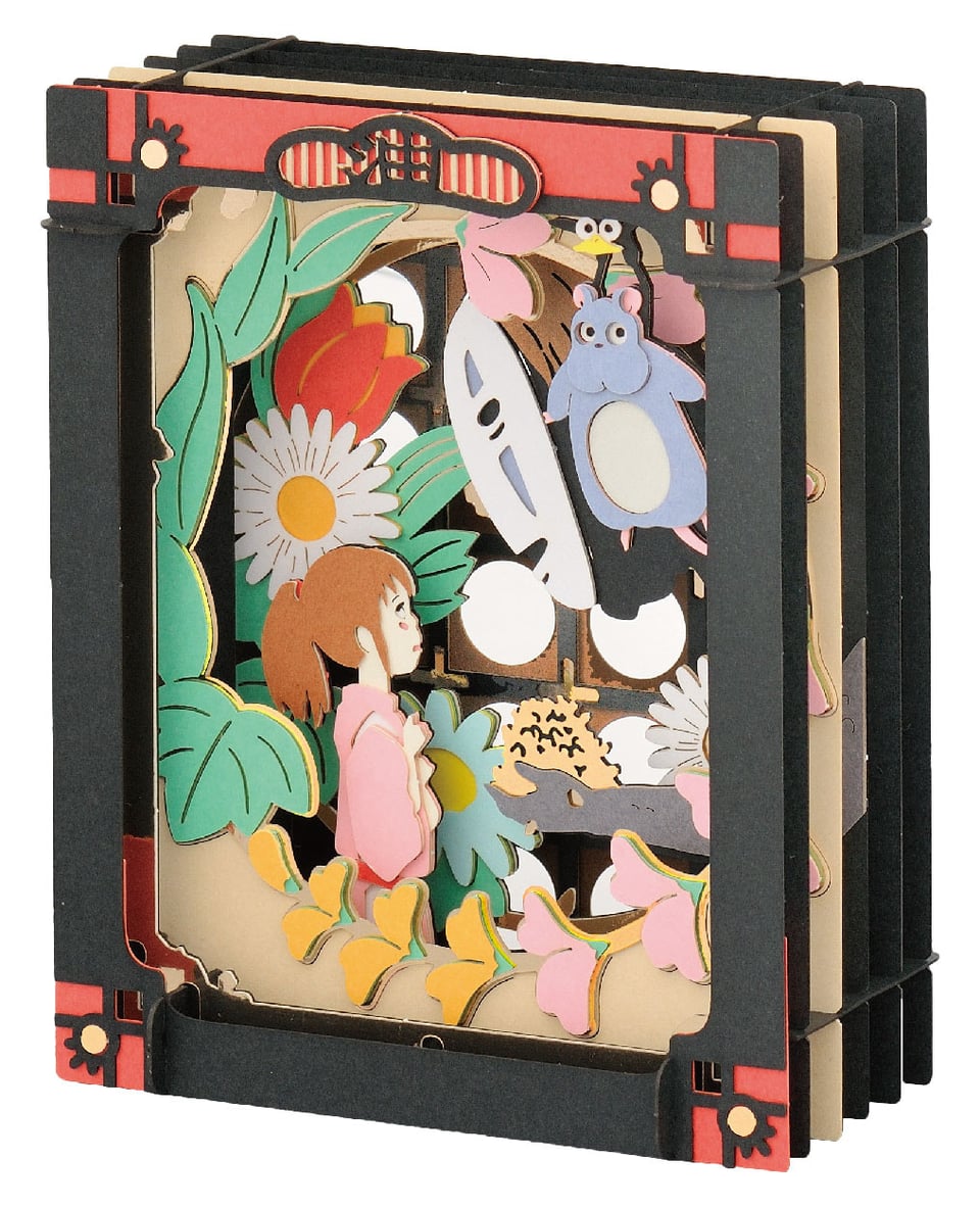 spirited-away-paper-theatre-diorama-craft-kit-side