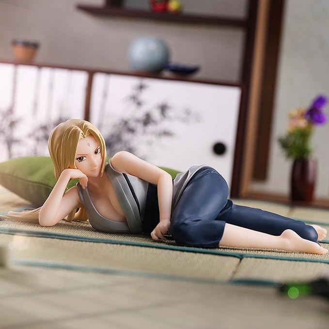 Naruto Shippuden Tsunade Relax time Figure front on tatami with Japanese decorations